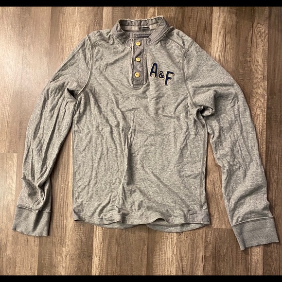 Abercrombie & Fitch Other - Abercrombie & Fitch Light Sweatshirt